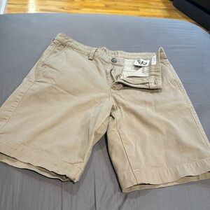 Men’s size chino shorts